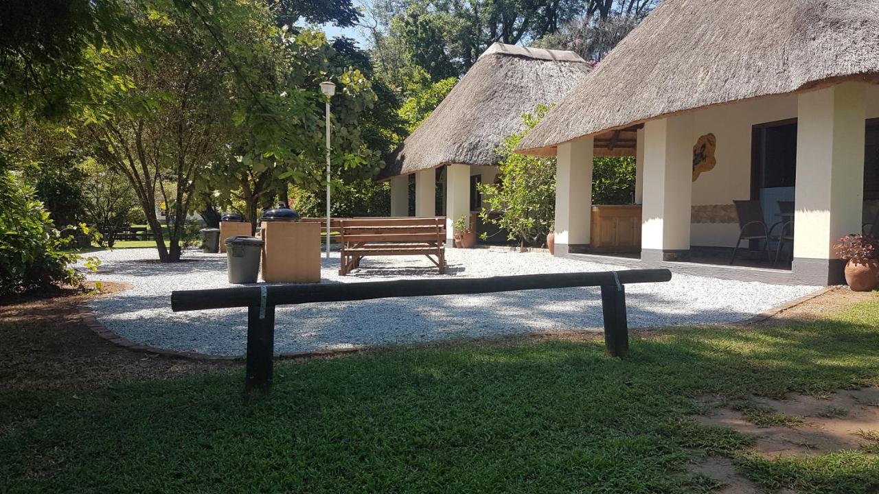 Thokozani Lodge White River Exterior photo